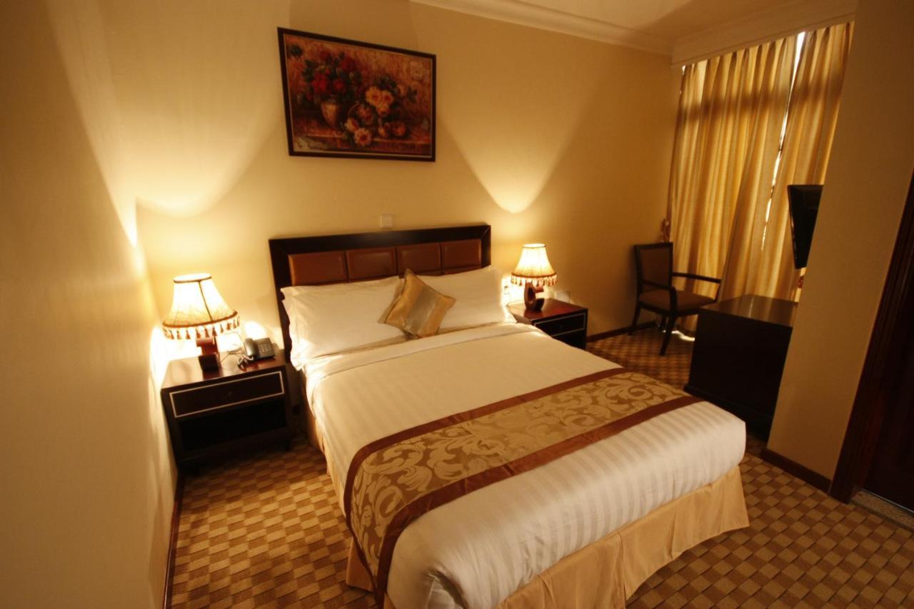 Caravan Hotel Addis Екстериор снимка